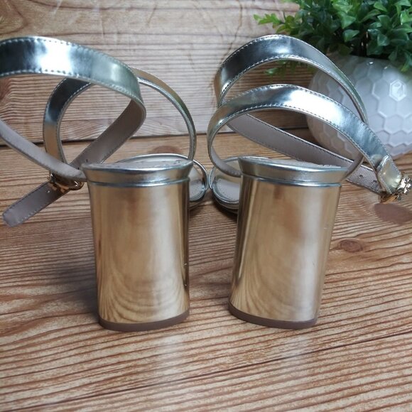 TORY BURCH gold Elizabeth Patent Leather block high heel strappy sandals size 6M - Picture 4 of 10